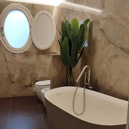 Residenza Rialto بيت ضيافة *